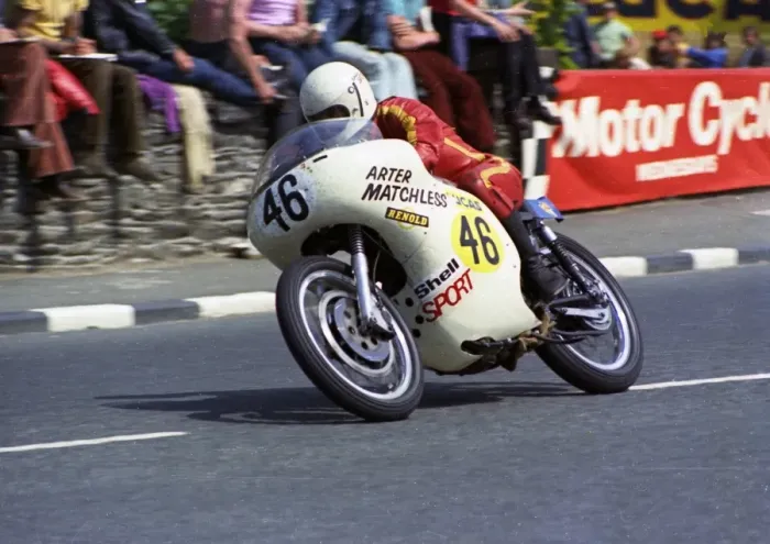 Framed Print : Dave Hughes (Arter Matchless) 1973 Senior TT Framed Print : Dave Hughes (Arter Matchless) 1973 Senior TT