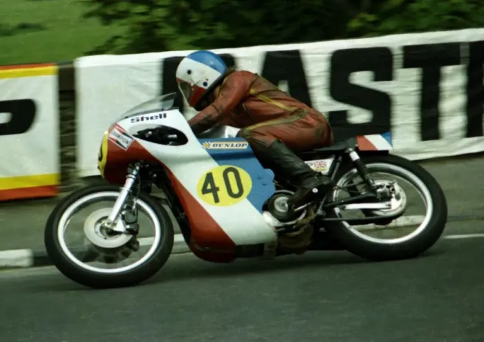 Framed Print : Dave Hughes (Arter Matchless) 1976 Senior TT