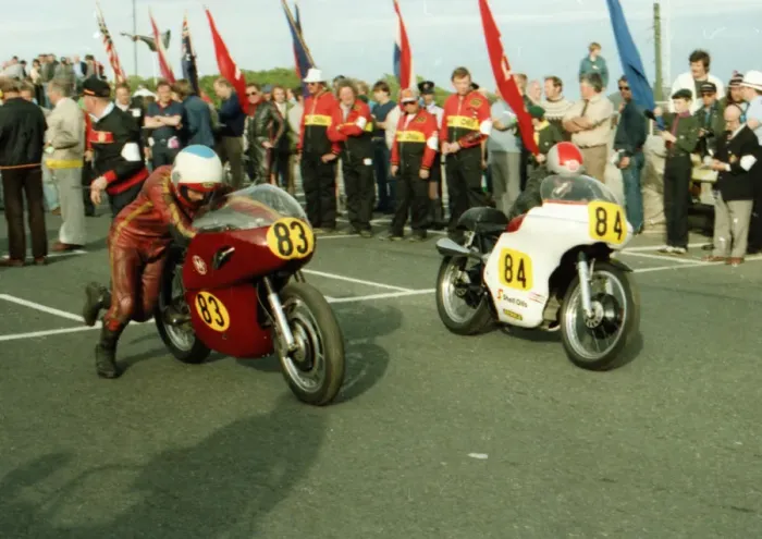 Framed Print : Dave Hughes (Arter Matchless) and Alan Dugdale (Matchless) 1984 Historic TT Framed Print : Dave Hughes (Arter Matchless) and Alan Dugdale (Matchless) 1984 Historic TT