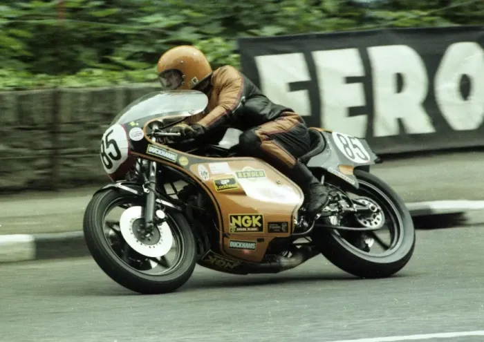Framed Print : Dave Kerby (Kawasaki) 1980 Classic TT Framed Print : Dave Kerby (Kawasaki) 1980 Classic TT