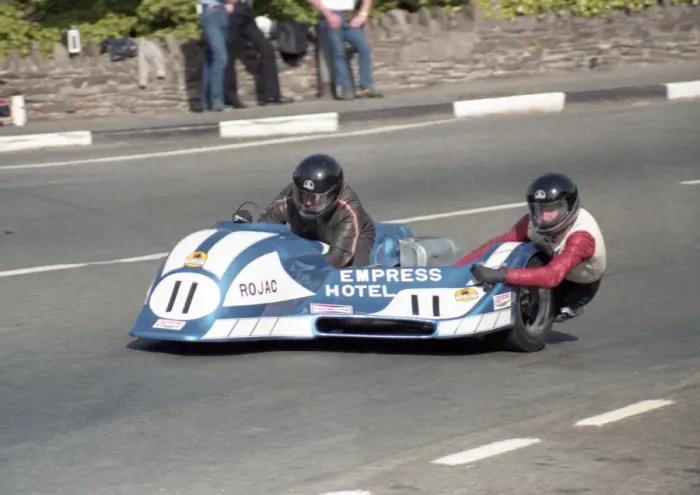 Framed Print : Dave Lawrence & Peter J Williams (Yamaha) 1984 Sidecar TT Framed Print : Dave Lawrence & Peter J Williams (Yamaha) 1984 Sidecar TT