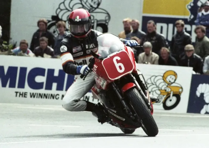 Framed Print : Dave Leach (Kawasaki) 1985 Production C TT Framed Print : Dave Leach (Kawasaki) 1985 Production C TT