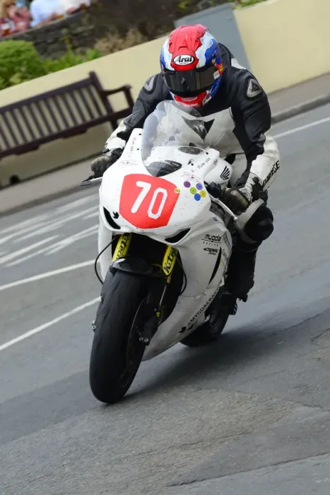 Framed Print : Dave Madsen-Mygdal (Honda) 2014 Senior TT Framed Print : Dave Madsen-Mygdal (Honda) 2014 Senior TT