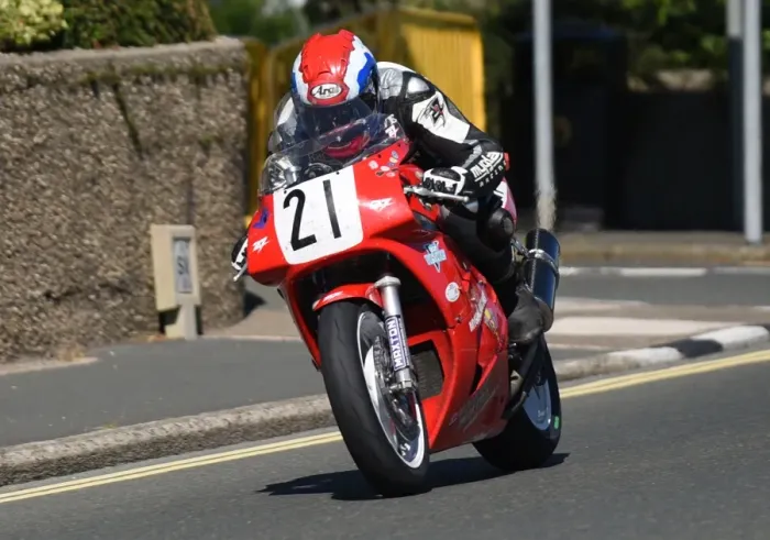 Framed Print : Dave Madsen-Mygdal (Honda) 2016 Superbike Classic TT Framed Print : Dave Madsen-Mygdal (Honda) 2016 Superbike Classic TT