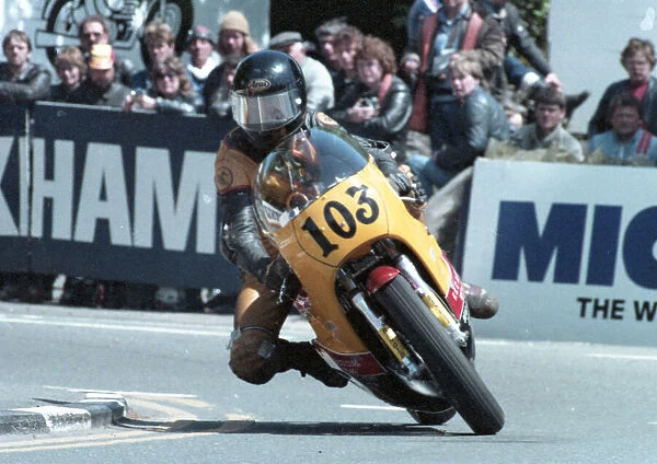 Dave Madsen-Mygdal (Suzuki) 1985 Senior TT