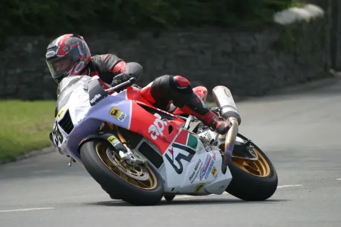 Framed Print : Dave Milling (Aprilia) 2007 Superbike TT Framed Print : Dave Milling (Aprilia) 2007 Superbike TT