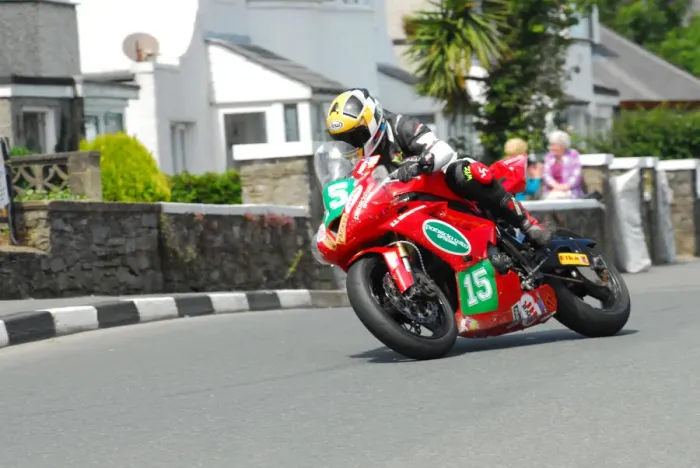 Framed Print : Dave Moffitt (Kawasaki) 2012 Southern 100 Framed Print : Dave Moffitt (Kawasaki) 2012 Southern 100