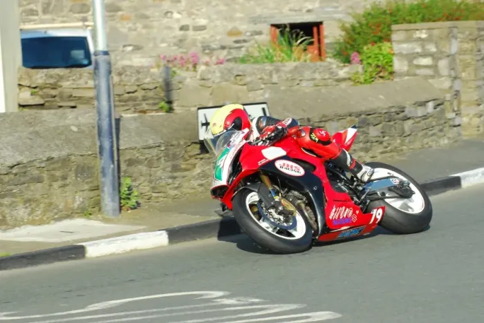 Framed Print : Dave Moffitt (Kawasaki) 2015 Southern 100 Framed Print : Dave Moffitt (Kawasaki) 2015 Southern 100