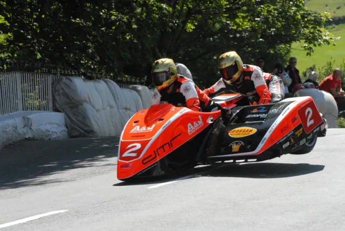 Framed Print : Dave Molyneux & Dan Sayle (DMR Suzuki) 2009 Sidecar TT Framed Print : Dave Molyneux & Dan Sayle (DMR Suzuki) 2009 Sidecar TT