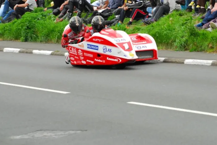 Framed Print : Dave Molyneux & Patrick Farrance (DMR Kawasaki) 2013 Sidecar TT