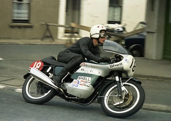 Dave Nixon (Boyer Triumph) 1971 Production TT