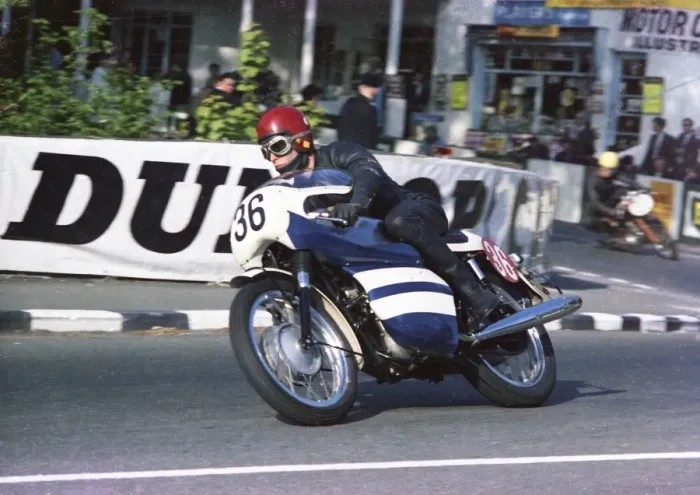 Framed Print : Dave Nixon (Triumph) 1967 Production 500 TT Framed Print : Dave Nixon (Triumph) 1967 Production 500 TT