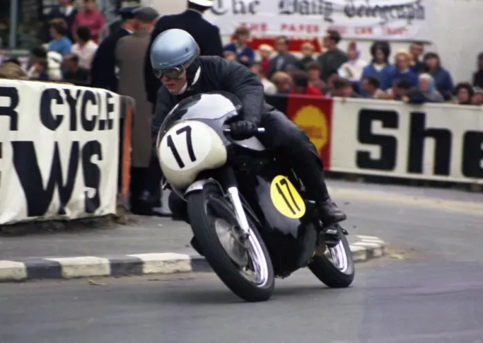 Framed Print : Dave Pearce (Petty Norton) 1968 Senior Manx Grand Prix Framed Print : Dave Pearce (Petty Norton) 1968 Senior Manx Grand Prix