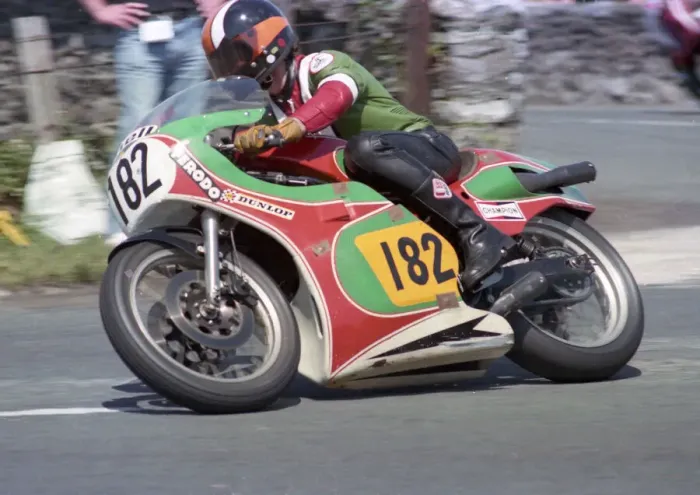 Framed Print : Dave Pither (Cowles Suzuki) 1980 Southern 100 Framed Print : Dave Pither (Cowles Suzuki) 1980 Southern 100