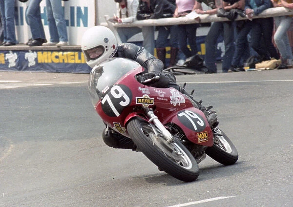 Dave Roper (Aermacchi) 1982 Formula Three TT