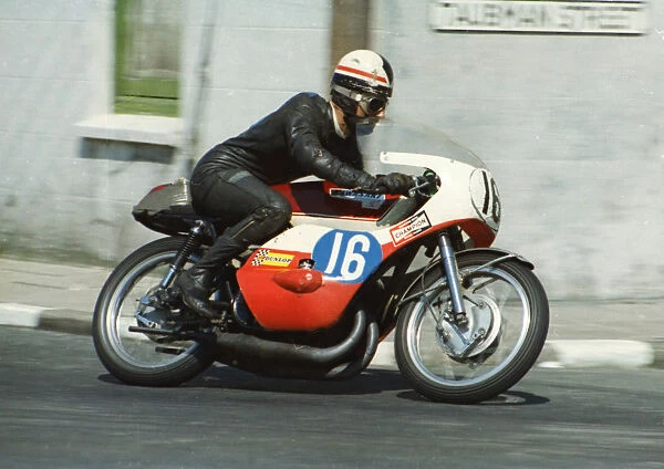 Dave Simmonds (Kawasaki) 1969 Junior TT