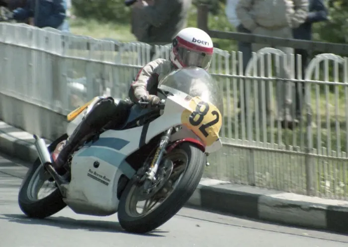 Framed Print : Dave Smith (Yamaha) 1985 Senior TT Framed Print : Dave Smith (Yamaha) 1985 Senior TT