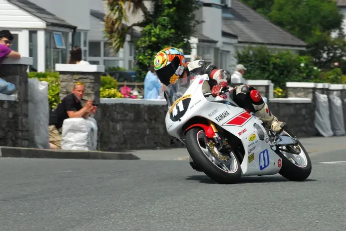 Framed Print : Dave Taylor (Yamaha) 2014 Southern 100 Framed Print : Dave Taylor (Yamaha) 2014 Southern 100