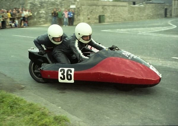 Dave Wells & Keith Popplewell (Yamaha) 1980 Southern 100
