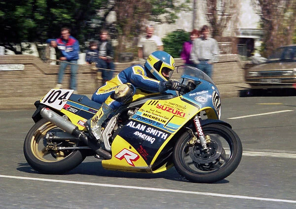 Dave Woolams (Suzuki) 1987 Formula One TT