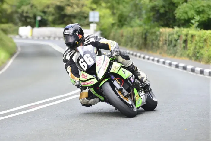 Framed Print : Davey Lambert (Kawasaki) 2014 Junior Manx Grand Prix