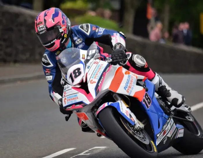 Framed Print : Davey Todd (BMW) 2019 Superbike TT Framed Print : Davey Todd (BMW) 2019 Superbike TT