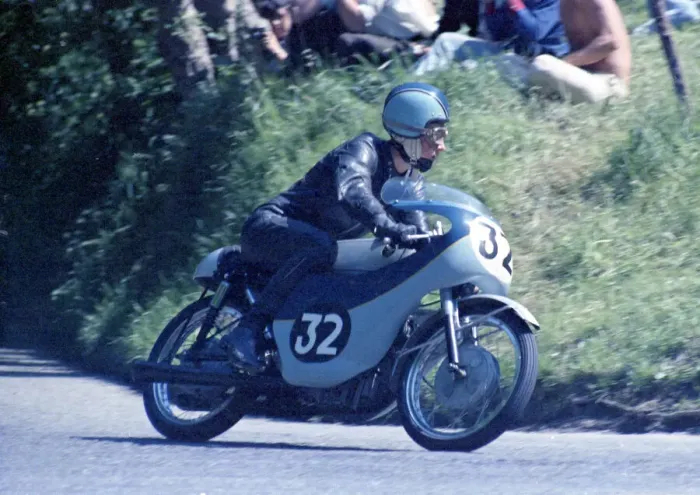 Framed Print : David Barton (Honda) 1968 Ultra Lightweight TT Framed Print : David Barton (Honda) 1968 Ultra Lightweight TT