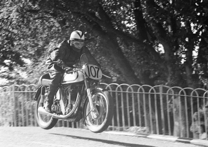Framed Print : David Bogie (Norton) 1951 Senior Manx Grand Prix Framed Print : David Bogie (Norton) 1951 Senior Manx Grand Prix