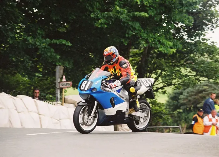 Framed Print : David Bone (Suzuki) 2004 Production 600 TT Framed Print : David Bone (Suzuki) 2004 Production 600 TT