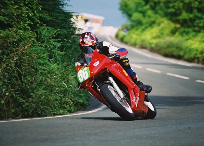 Framed Print : David Clack (Honda) 2004 Lightweight 400 TT Framed Print : David Clack (Honda) 2004 Lightweight 400 TT