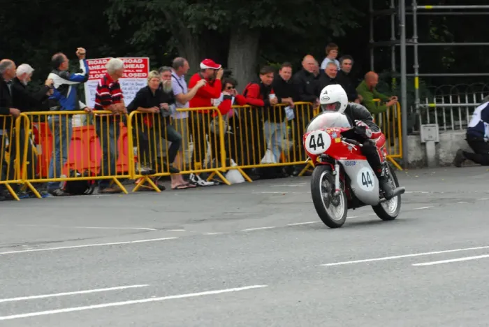Framed Print : David Cretney (MV) 2013 Classic TT Lap of Honour Framed Print : David Cretney (MV) 2013 Classic TT Lap of Honour