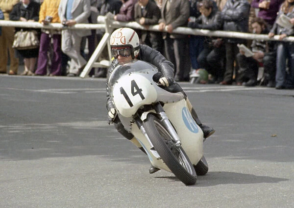 David Dann (Norton) 1974 Junior Manx Grand Prix