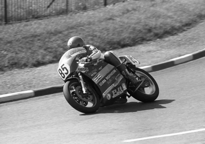Framed Print : David Dearden (Honda), 1985 Formula One TT Framed Print : David Dearden (Honda), 1985 Formula One TT