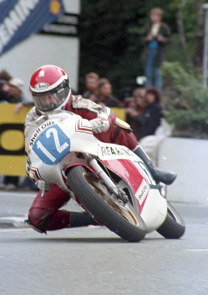David Griffith (Yamaha) 1987 Junior TT