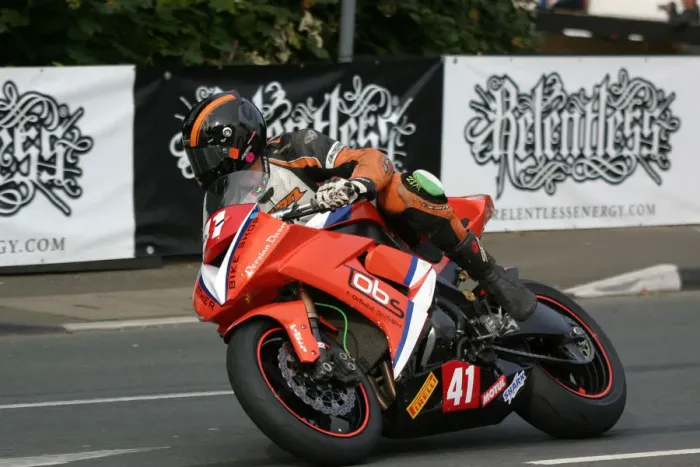 Framed Print : David Hewson (Kawasaki) 2009 Superstock TT Framed Print : David Hewson (Kawasaki) 2009 Superstock TT