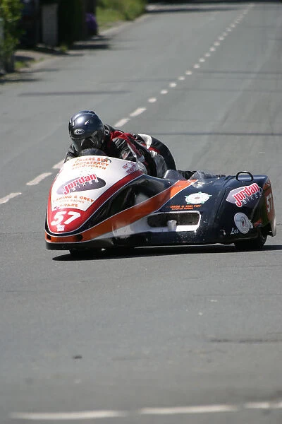 David Hirst & Paul Lowther (Shelbourne Honda) 2008 Sidecar TT