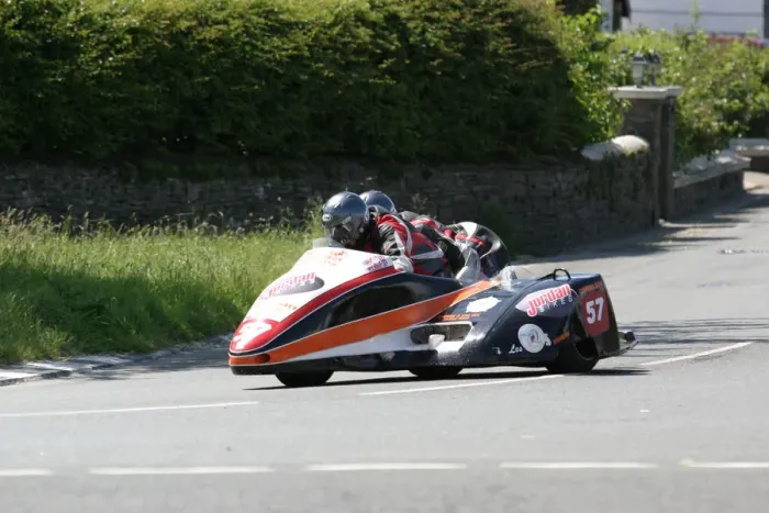 Framed Print : David Hirst & Paul Lowther (Shelbourne Honda) 2008 Sidecar TT Framed Print : David Hirst & Paul Lowther (Shelbourne Honda) 2008 Sidecar TT