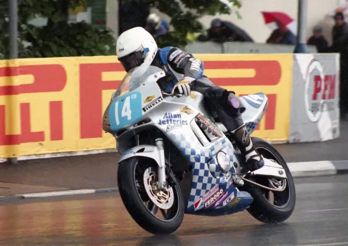 Framed Print : David Jefferies (Honda) 1998 Junior TT Framed Print : David Jefferies (Honda) 1998 Junior TT