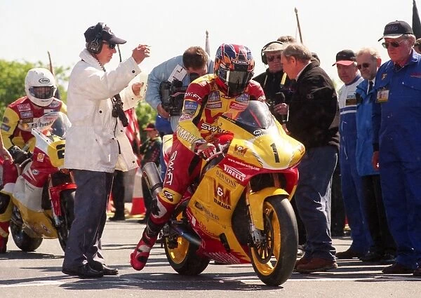 David Jefferies (Yamaha) 2000 Senior TT