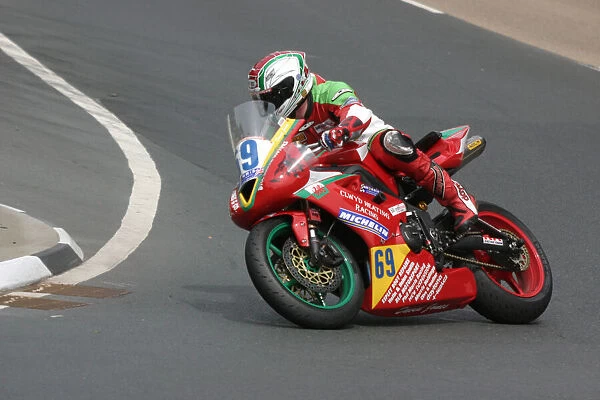 David Jones (Triumph) 2010 Supersport TT