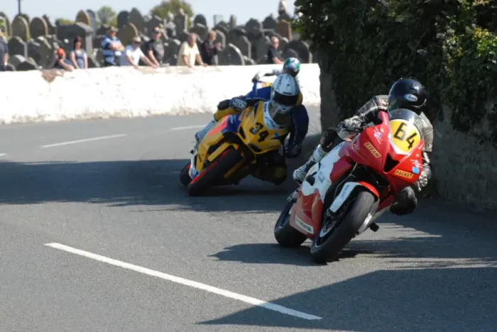 Framed Print : David Kennington (Honda) 2011 Southern 100 Framed Print : David Kennington (Honda) 2011 Southern 100