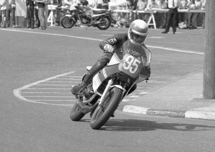 Framed Print : David Nobbs (Suzuki) 1984 Production TT