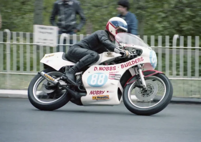 Framed Print : David Nobbs (Yamaha) 1983 350 TT Framed Print : David Nobbs (Yamaha) 1983 350 TT