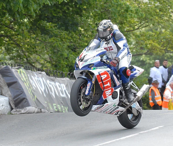 David Parades (Suzuki) 2011 Superbike TT