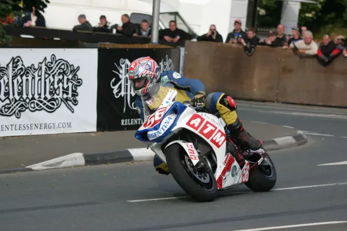 Framed Print : David Parades (Yamaha) 2009 Superstock TT Framed Print : David Parades (Yamaha) 2009 Superstock TT