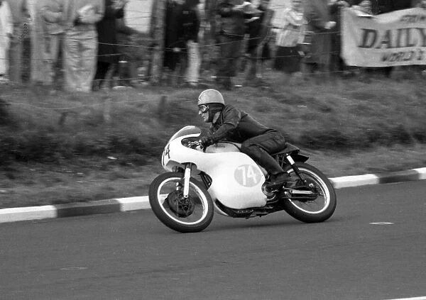 David Reid (Norton) 1963 Junior Manx Grand Prix