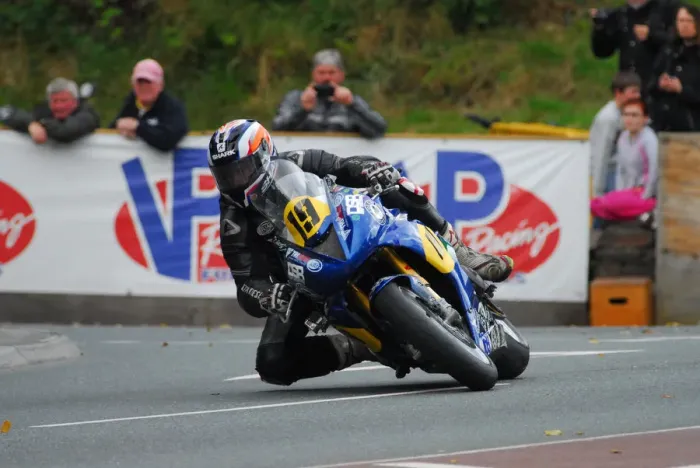 Framed Print : David Sellers (Triumph) 2015 Senior Manx Grand Prix Framed Print : David Sellers (Triumph) 2015 Senior Manx Grand Prix