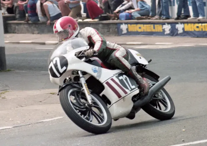Framed Print : David Smith (Yamaha) 1982 Formula Three TT Framed Print : David Smith (Yamaha) 1982 Formula Three TT