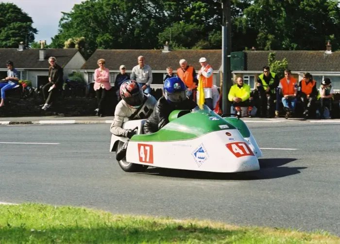 Framed Print : David Stone & Kerry Williams (Shand Yamaha) 2004 Sidecar TT Framed Print : David Stone & Kerry Williams (Shand Yamaha) 2004 Sidecar TT