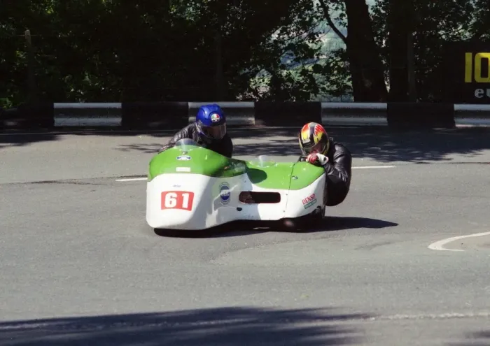 Framed Print : David Stone & Owen Dyke (Shand Yamaha) 2002 Sidecar TT Framed Print : David Stone & Owen Dyke (Shand Yamaha) 2002 Sidecar TT